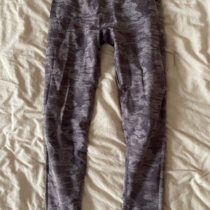 Gymshark Camo leggings. New never worn.